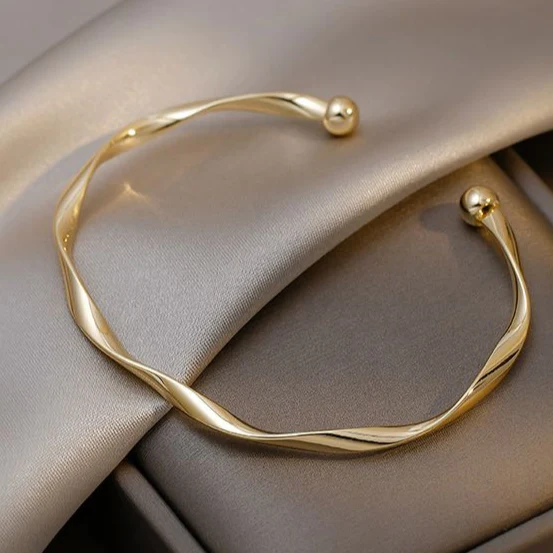 Marisol — Bracelet Doré Élégant