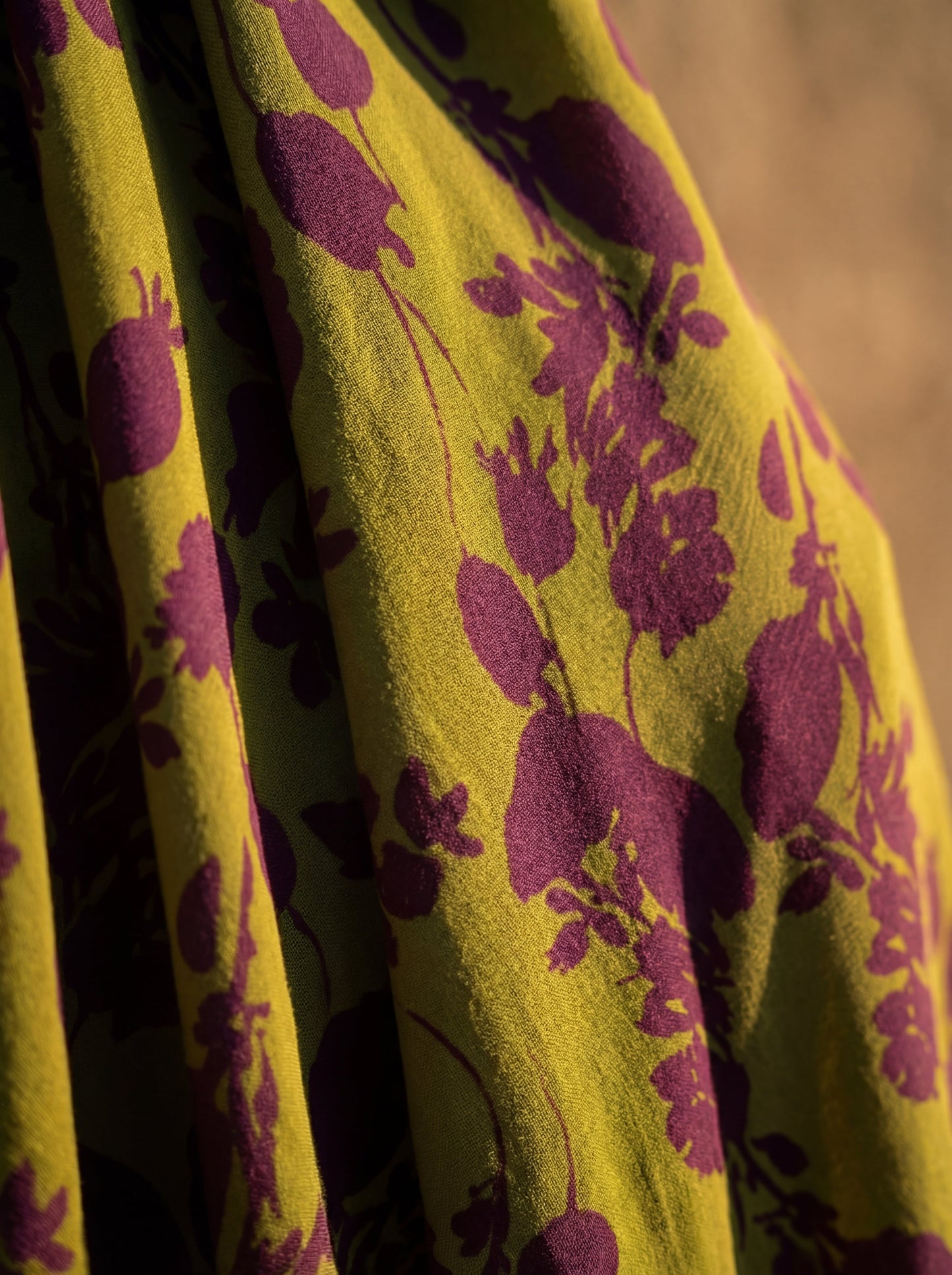Robe Élégante en Tissu de Soie - Collection Maison de Lune