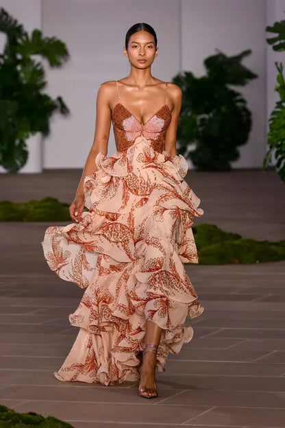 Robe Ibiza en Soie Élégante – Maison de Lune