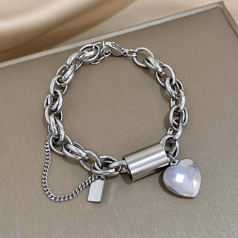 Guadalupe — Bracelet Pendentif Cœur Doré