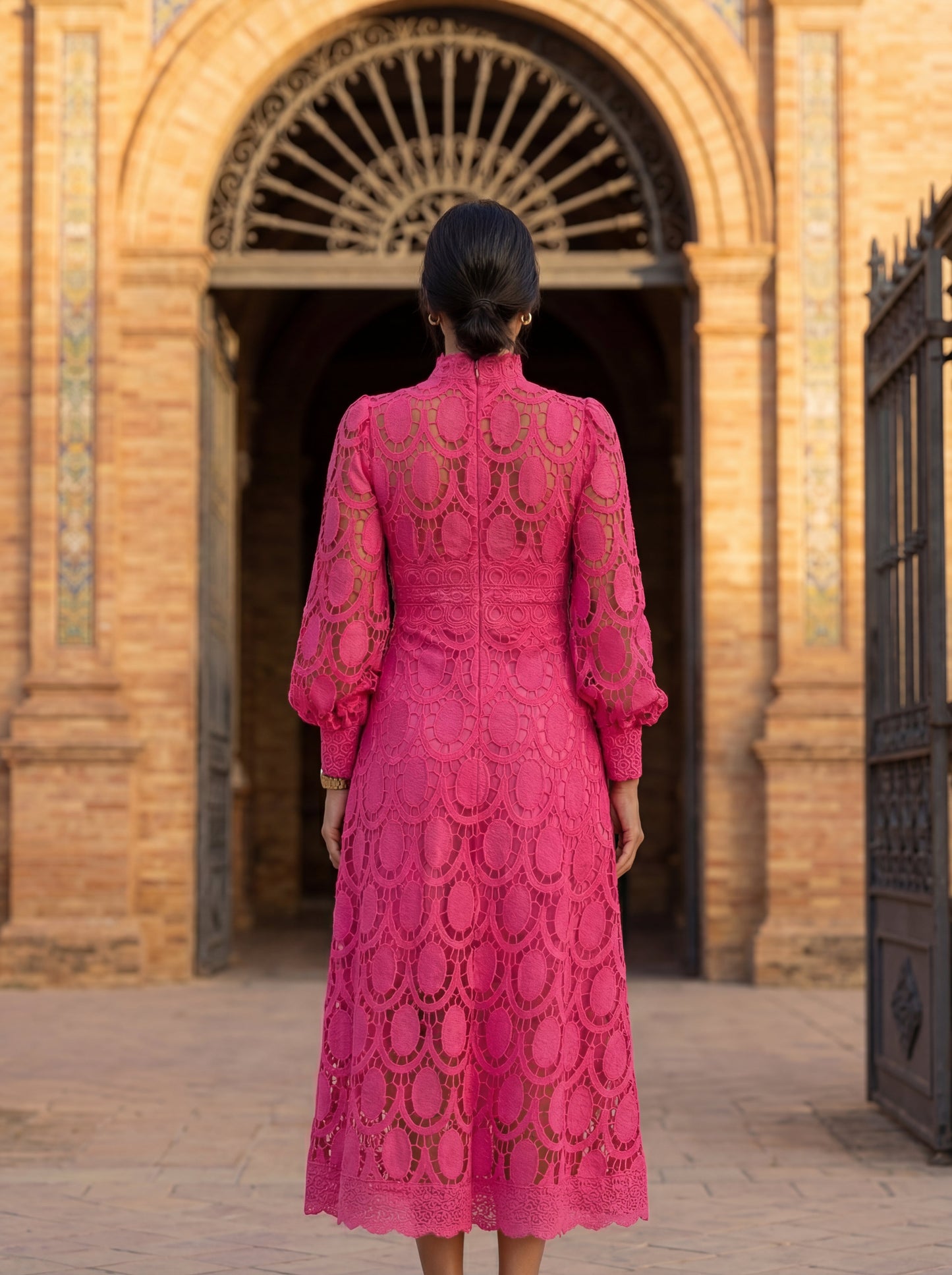 Robe Élégante Carmona en Soie – Maison Claire et Sylvie