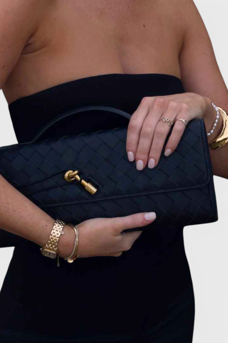 Melanie™ | Pochette à nœud doré
