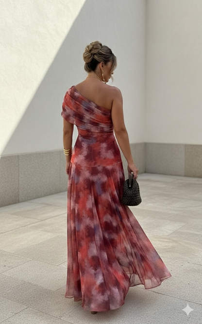 Robe longue fluide en satin, élégance intemporelle chez Maison de Lune